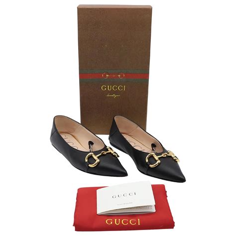 gucci ballet flats with chain and horsebit